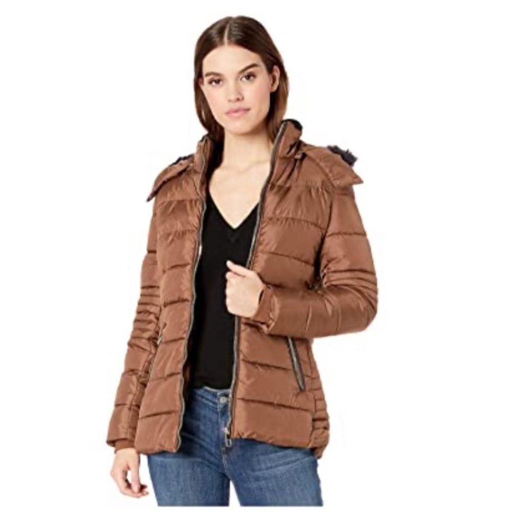 NWOT Puffer jacket with faux fur hood trim